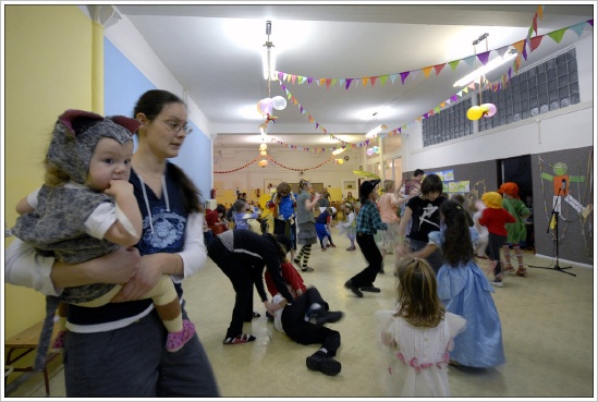Tancovaly tak� maminky.