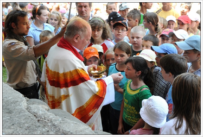 Rozd�v�n� Bo��ho pokrmu.