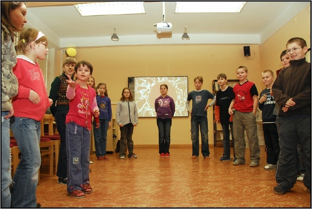 ten je samoz�ejm� t�eba p�edat druh�mu co nejrychleji.
