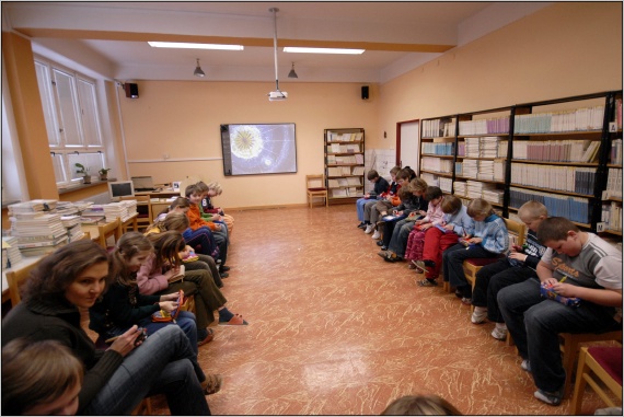 Katecheze pro 4. a 5. t��du m�la n�zev: Izrael - zem� v�no�n�ho p��b�hu. (Powerpointov� prezentace s v�kladem)